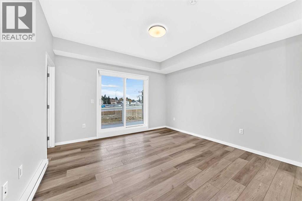 325, 360 Harvest Hills Way NE