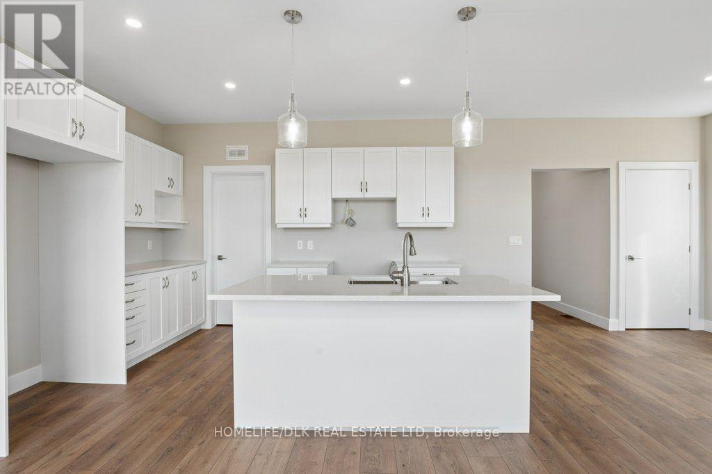 1013 Dobbie Street, Brockville, Ontario  K6V 7N1 - Photo 12 - X14028014