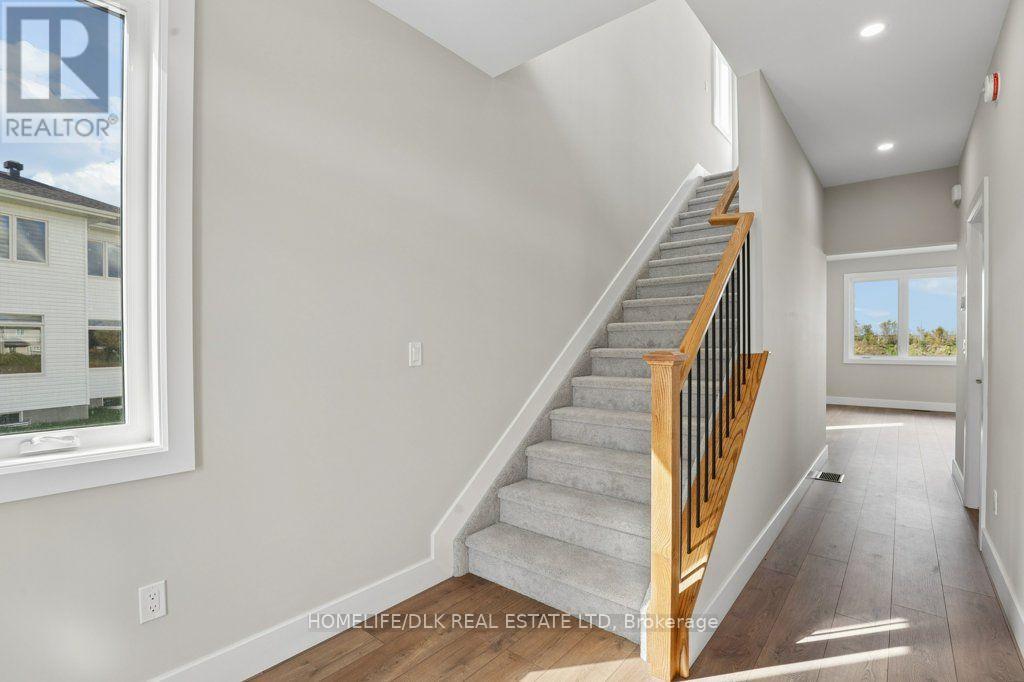 1013 Dobbie Street, Brockville, Ontario K6V 7N1 - Photo 6 - X14028014