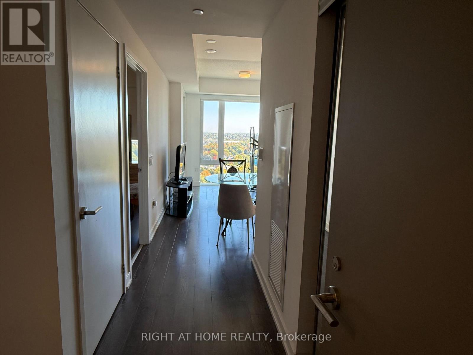 1515 - 20 O'neill Road, Toronto, Ontario  M3C 0R2 - Photo 5 - C14028102
