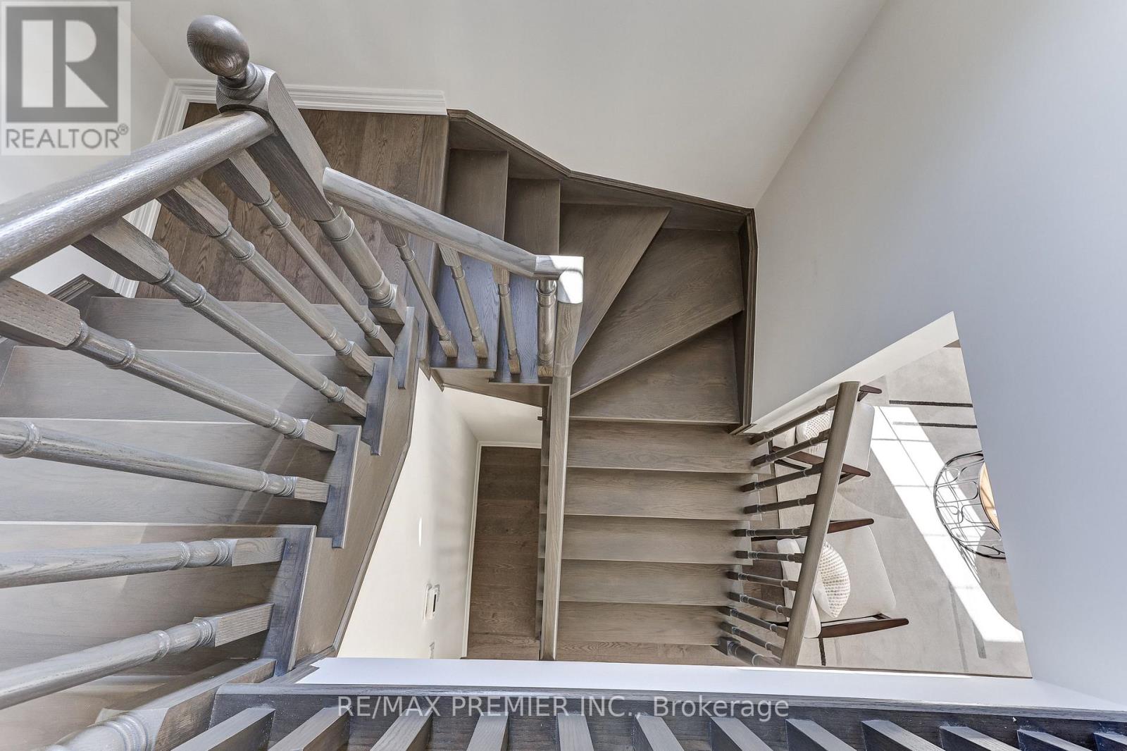 1284 Winding Woods Trail, Pickering, Ontario  L1X 0R9 - Photo 28 - E13568724