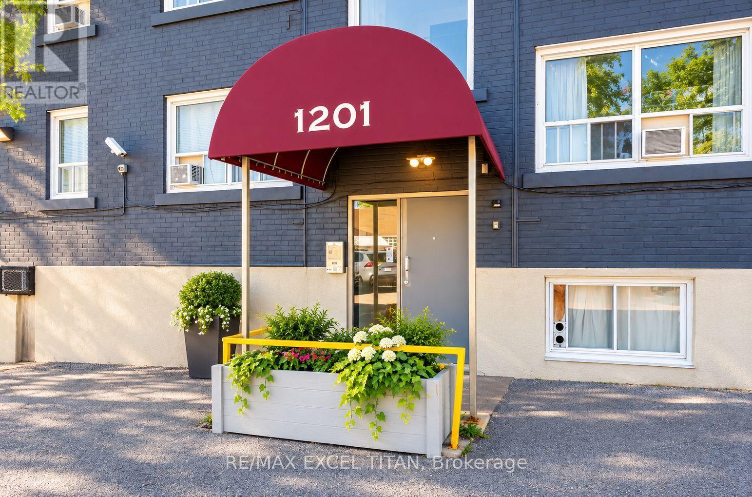 5 - 1201 CEDAR STREET, Oshawa, Ontario