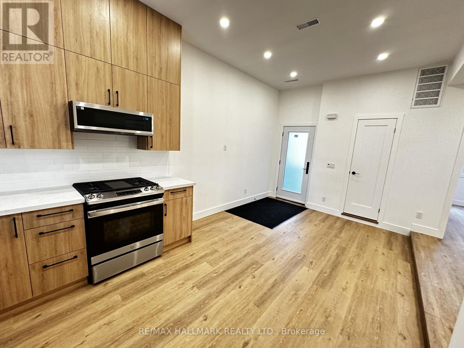 Laneway - 31 Woodfield Road, Toronto, Ontario  M4L 2W4 - Photo 6 - E14028118