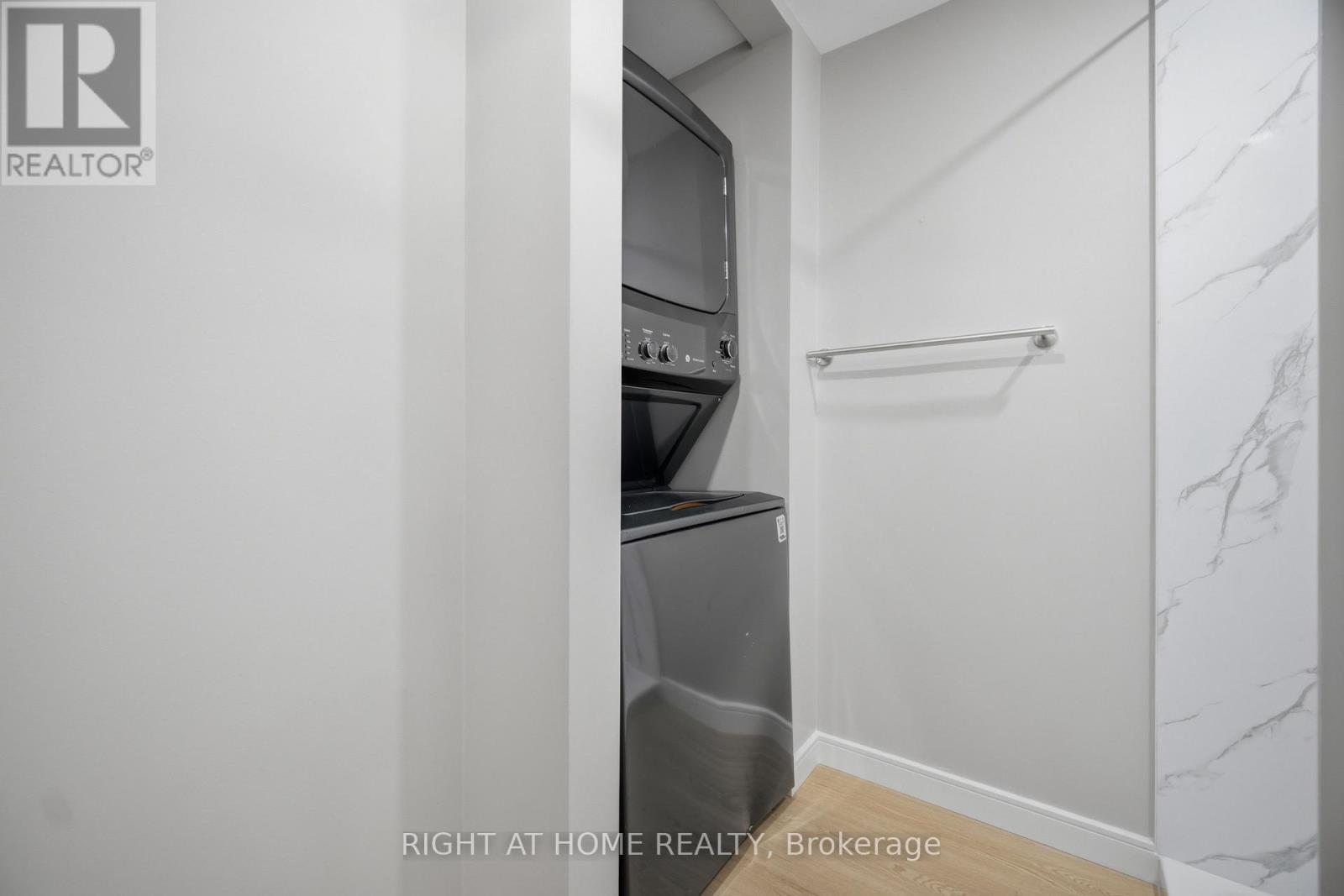 21 Dobson Drive, Ajax, Ontario  L1S 5C2 - Photo 37 - E14028264