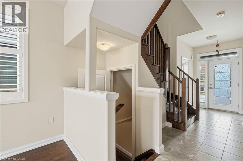 8 Rouley Lane, Ancaster, Ontario  L9G 0G5 - Photo 17 - 40867826
