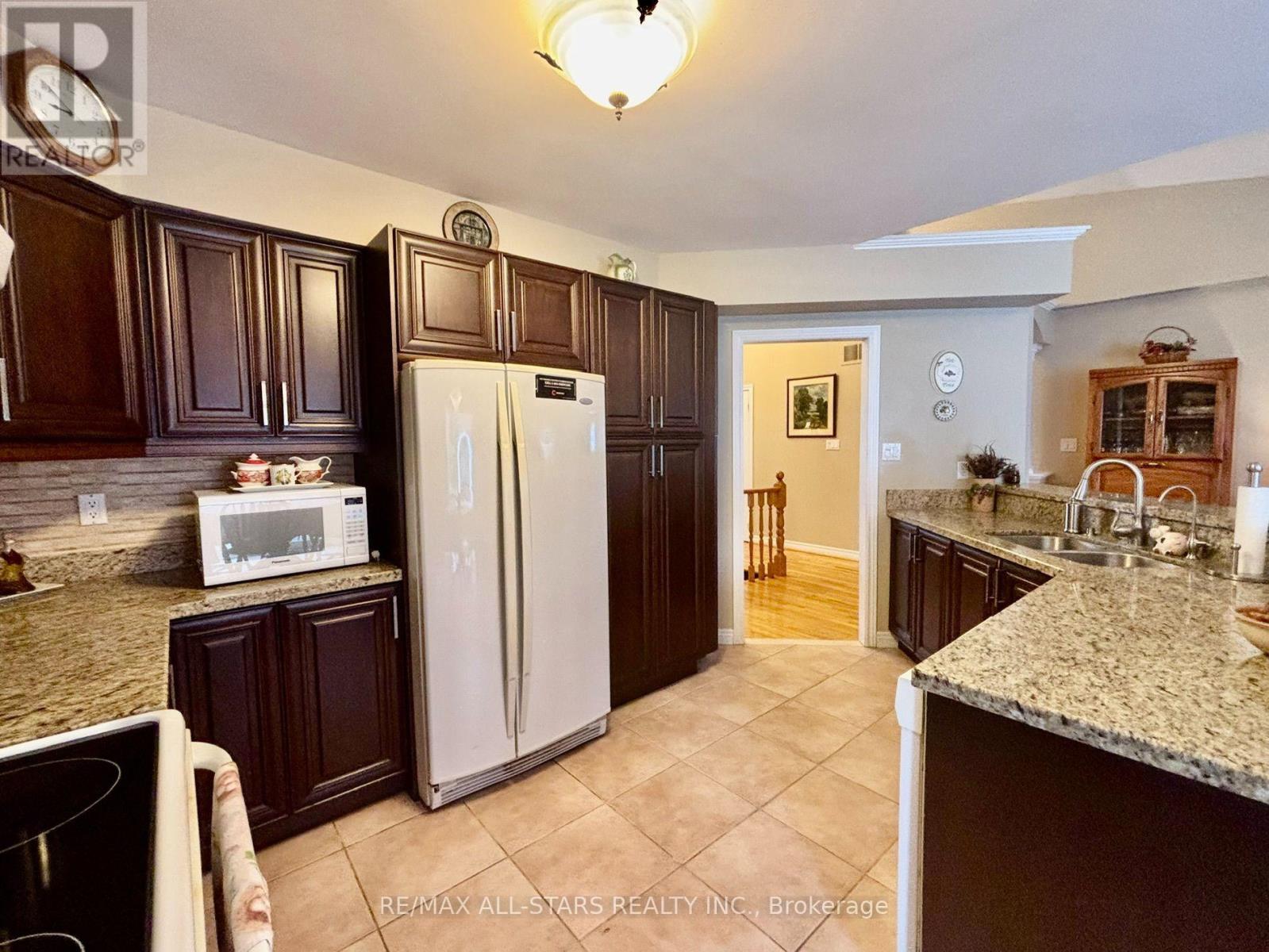 87 Lori Avenue, Whitchurch-Stouffville, Ontario L4A 1K1 - Photo 14 - N14028058