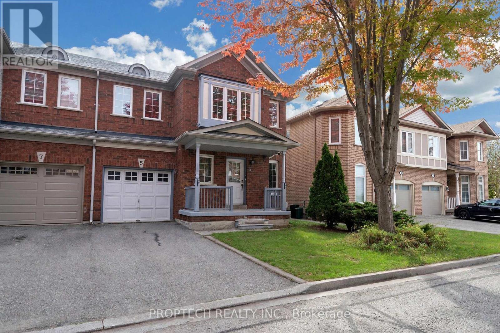 5 Hartwell Place, Markham, Ontario  L6C 2K3 - Photo 2 - N14028250