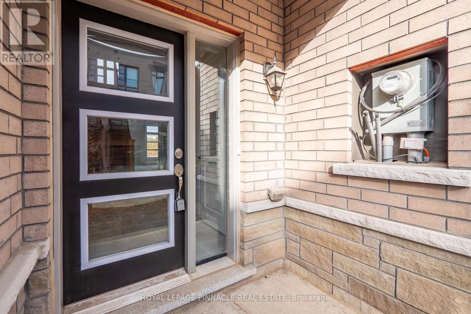69 Inverary Crescent, Vaughan, Ontario  L4H 5G8 - Photo 3 - N14028308