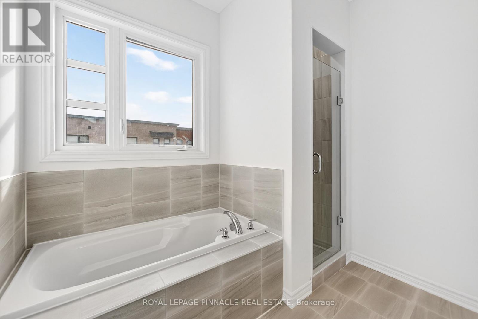 69 Inverary Crescent, Vaughan, Ontario  L4H 5G8 - Photo 46 - N14028308