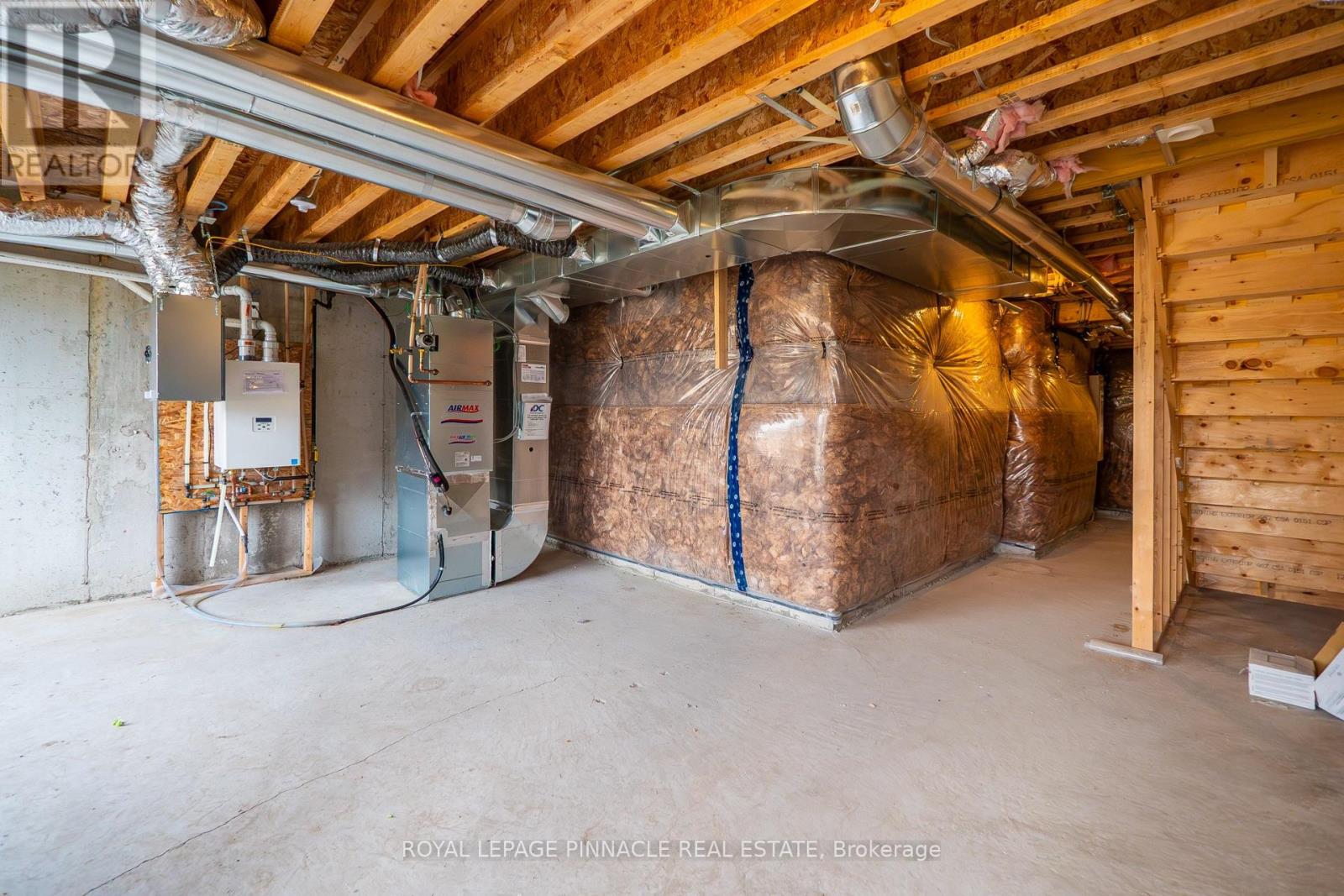 69 Inverary Crescent, Vaughan, Ontario  L4H 5G8 - Photo 49 - N14028308