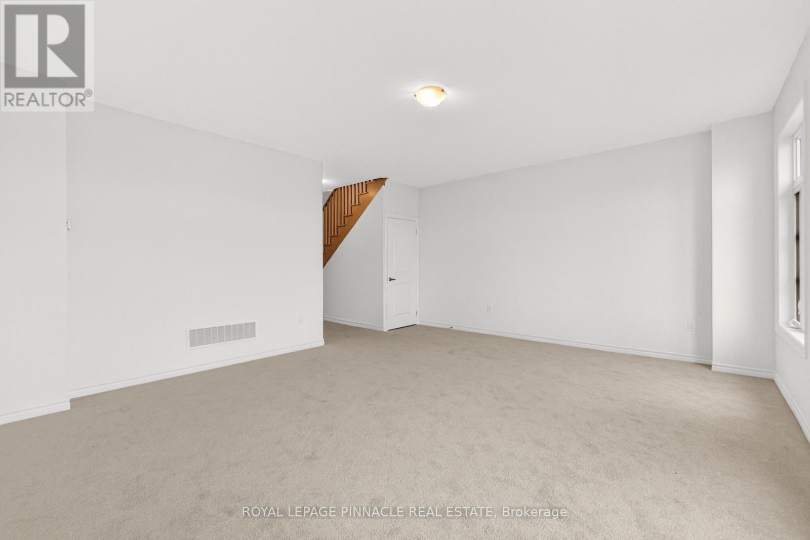 69 Inverary Crescent, Vaughan, Ontario  L4H 5G8 - Photo 8 - N14028308