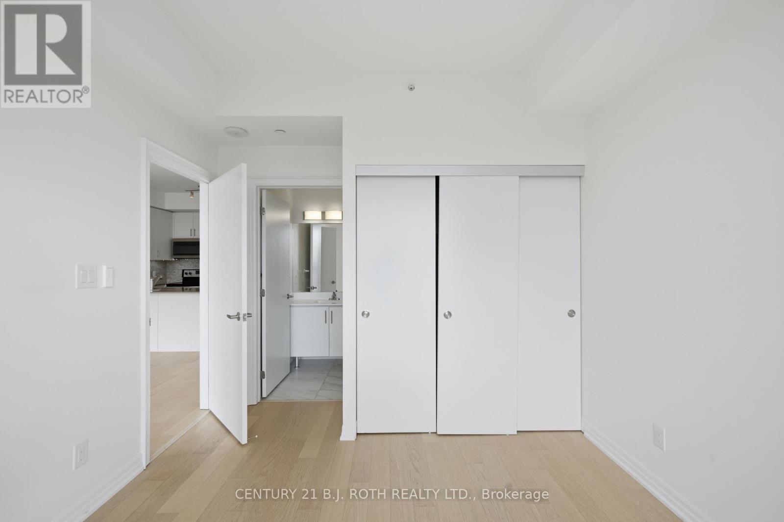 611 - 111 Worsley Street, Barrie (City Centre), Ontario  L4M 0J5 - Photo 6 - S14028170