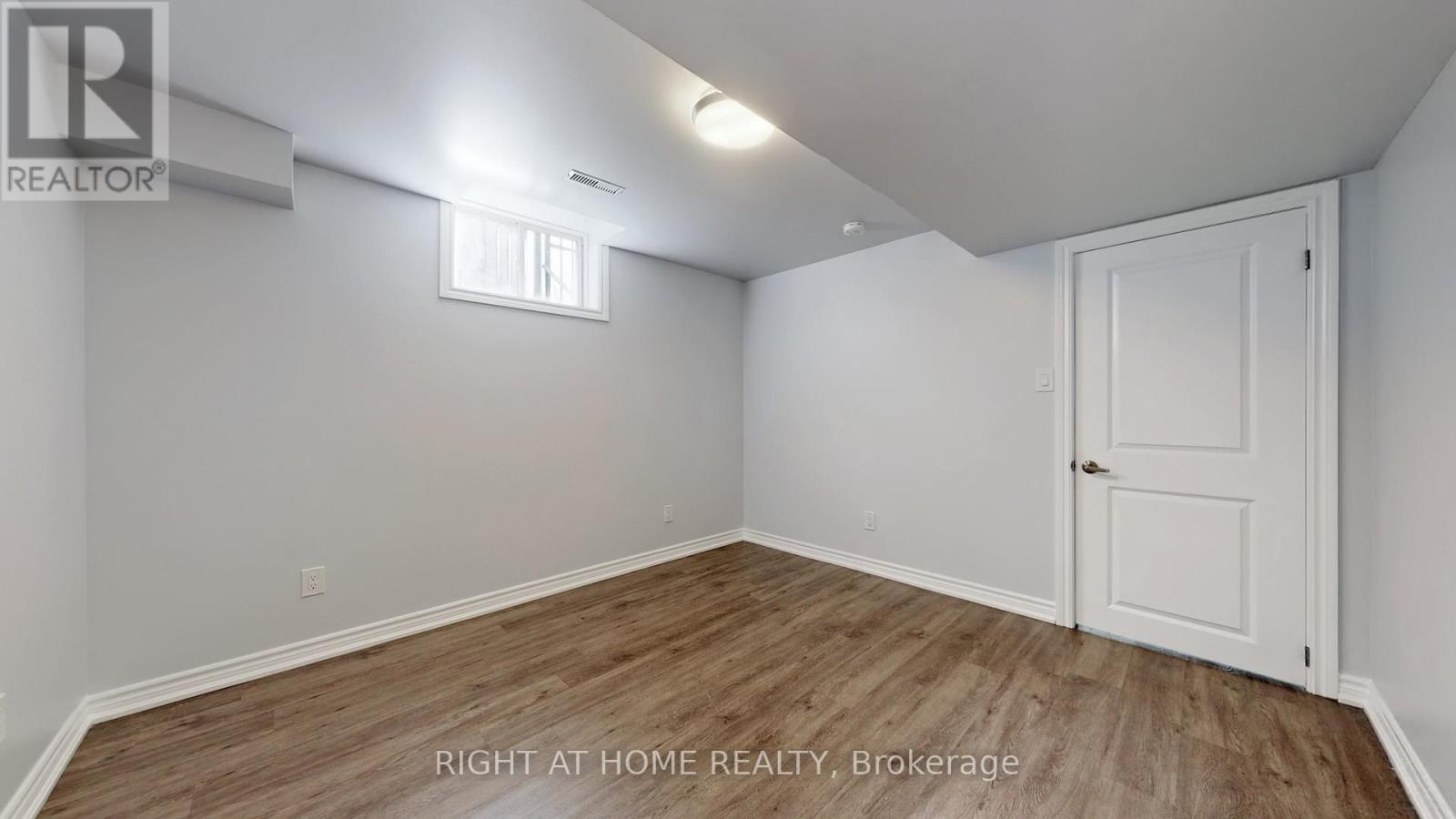 38 Prince George Crescent, Barrie, Ontario  L4N 0K9 - Photo 9 - S14028248