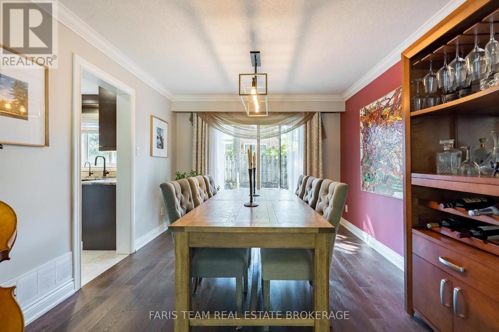 61 Oakridge Drive, Barrie (Sunnidale), Ontario  L4N 5N6 - Photo 6 - S14028252