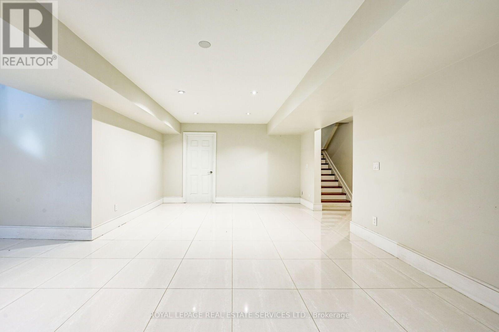 L - 63 Burrows Avenue, Toronto, Ontario  M9B 4W8 - Photo 10 - W14028000