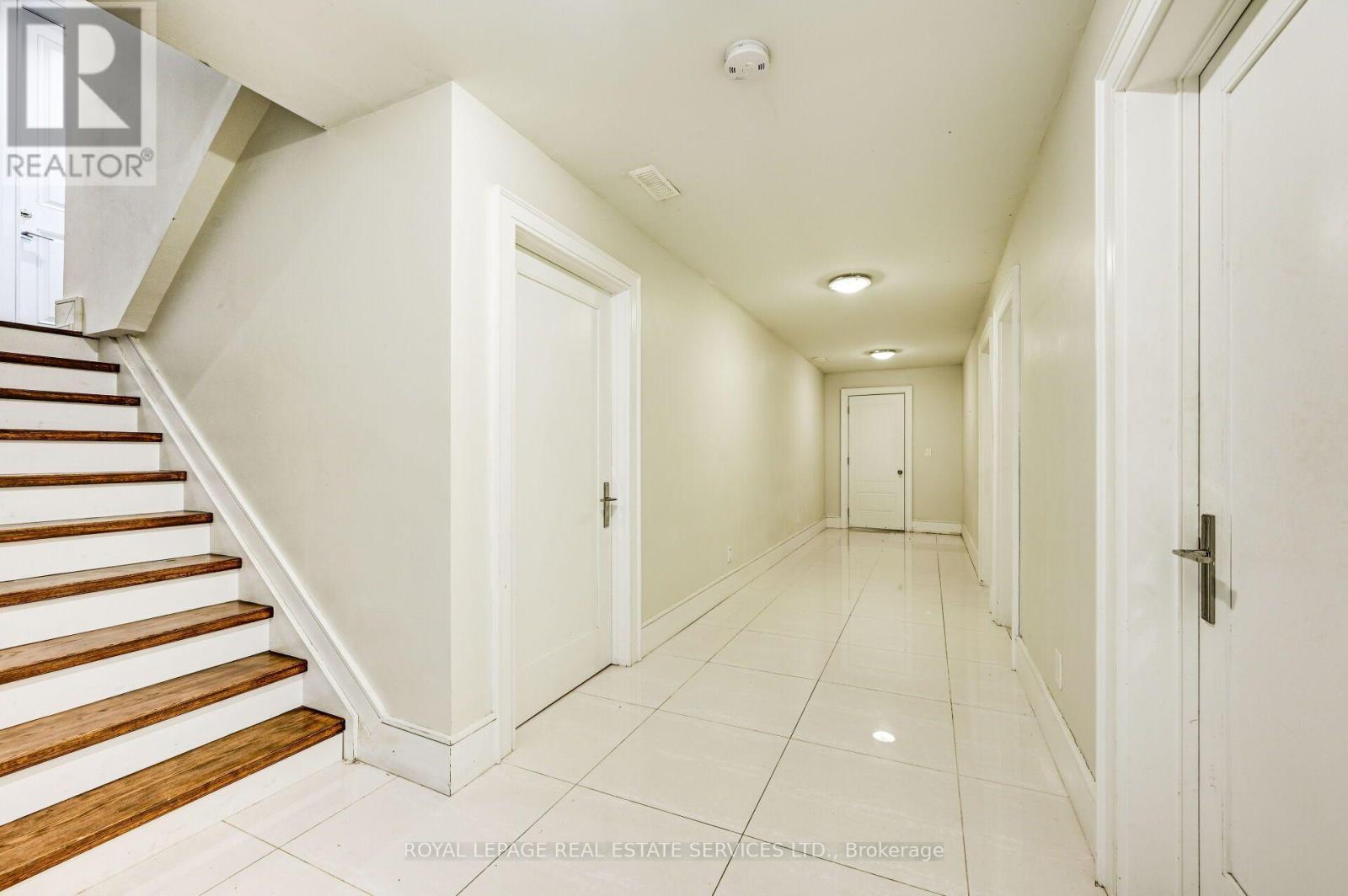 L - 63 Burrows Avenue, Toronto, Ontario  M9B 4W8 - Photo 13 - W14028000