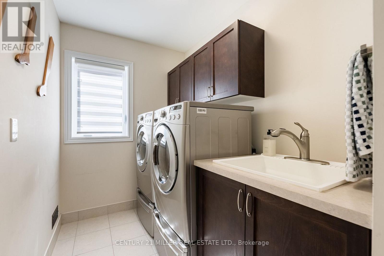 3168 Watercliffe Court, Oakville, Ontario  L6M 0K7 - Photo 28 - W14028086