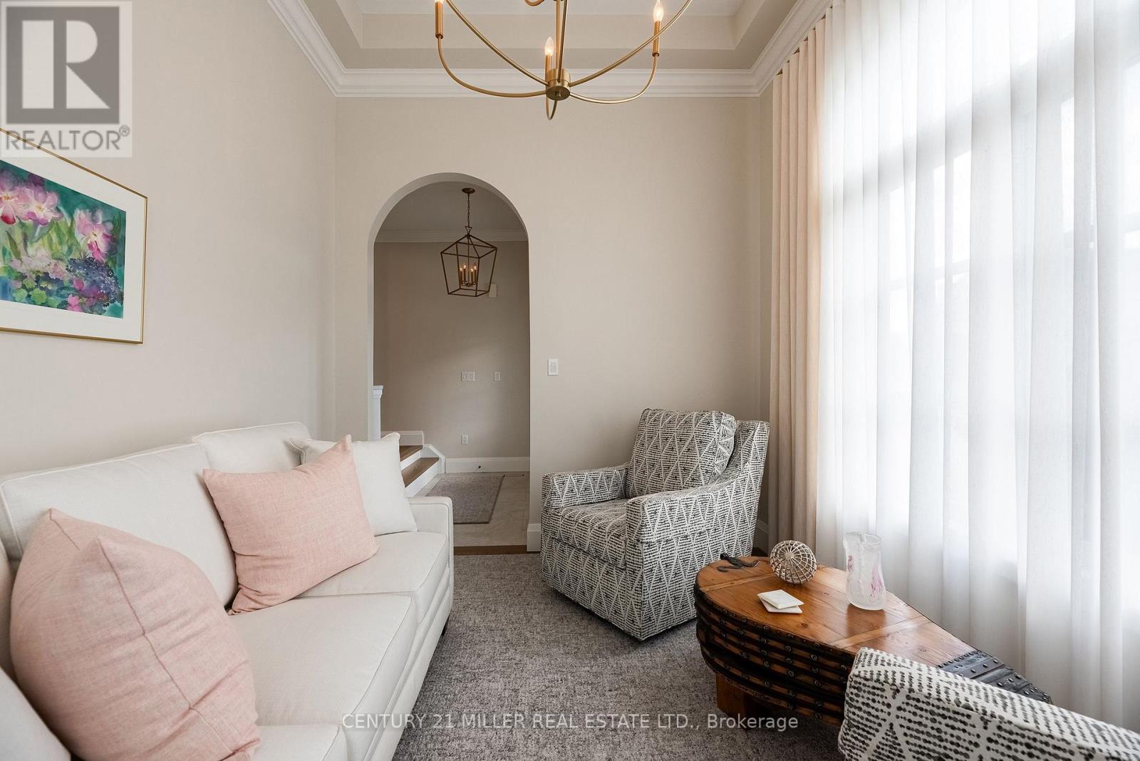 3168 Watercliffe Court, Oakville, Ontario  L6M 0K7 - Photo 5 - W14028086