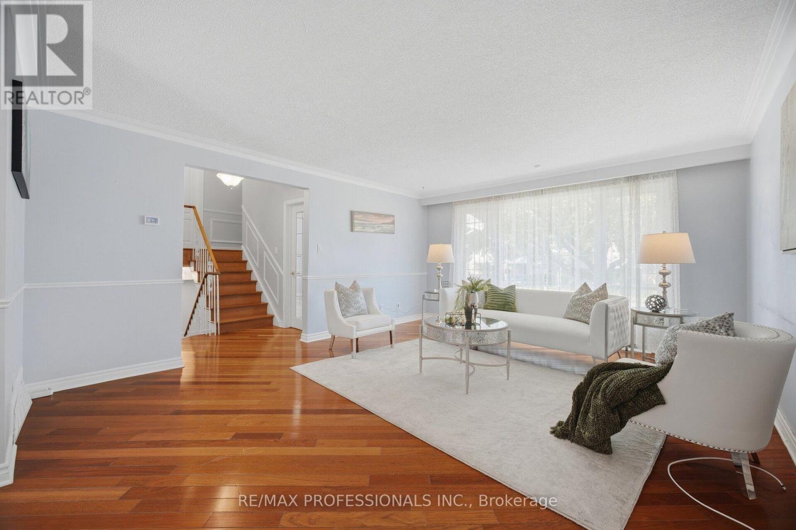 75 Sabrina Drive, Toronto, Ontario  M9R 2J8 - Photo 10 - W14028106