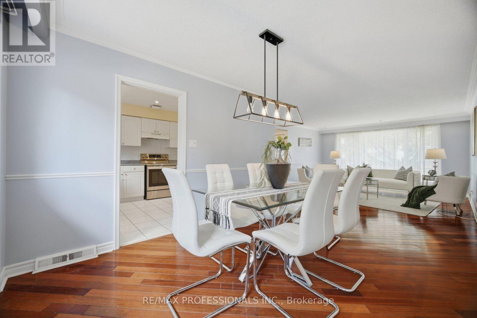 75 Sabrina Drive, Toronto, Ontario  M9R 2J8 - Photo 14 - W14028106