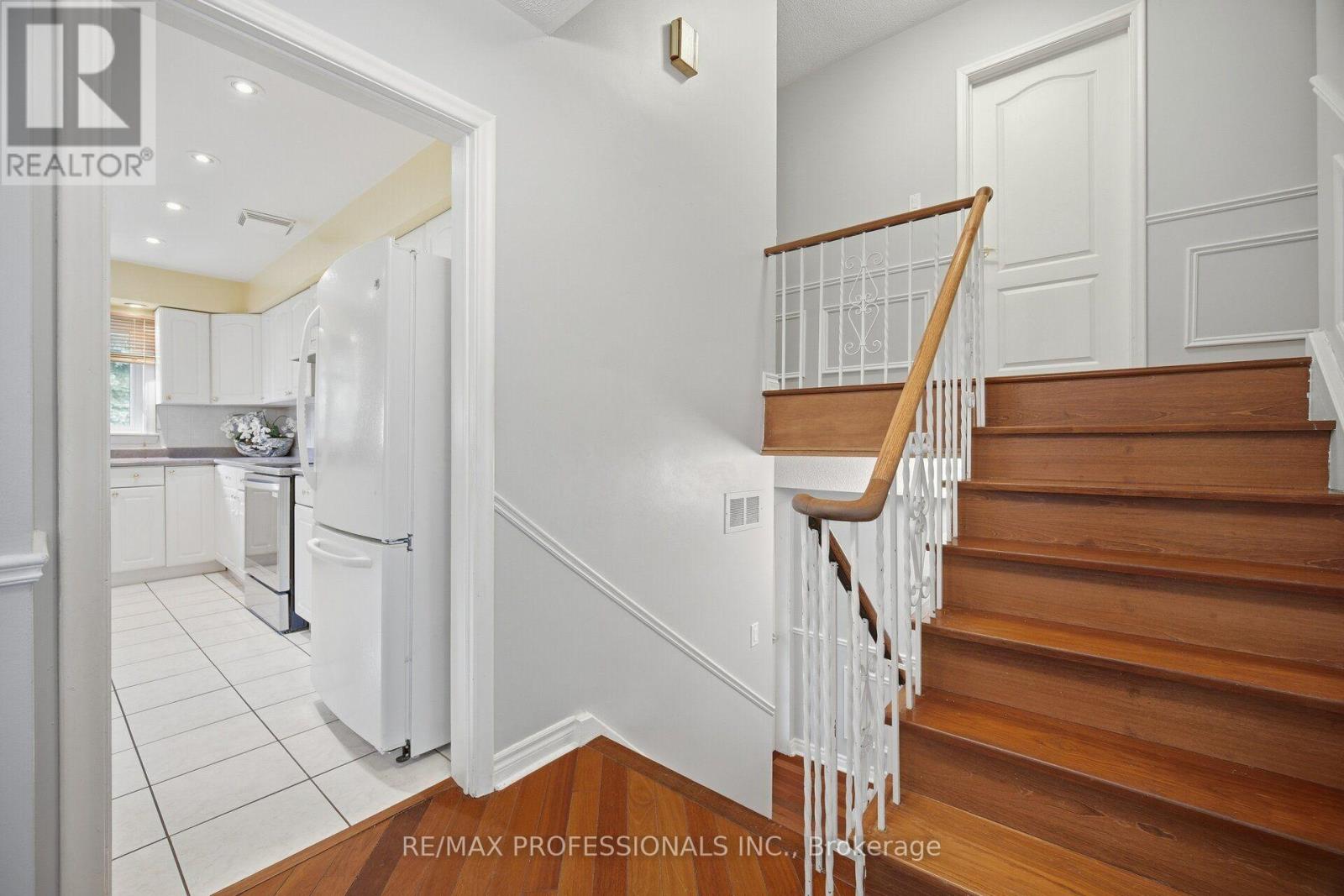 75 Sabrina Drive, Toronto, Ontario  M9R 2J8 - Photo 27 - W14028106