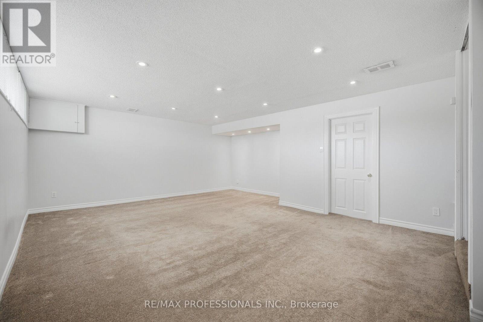 75 Sabrina Drive, Toronto, Ontario  M9R 2J8 - Photo 35 - W14028106
