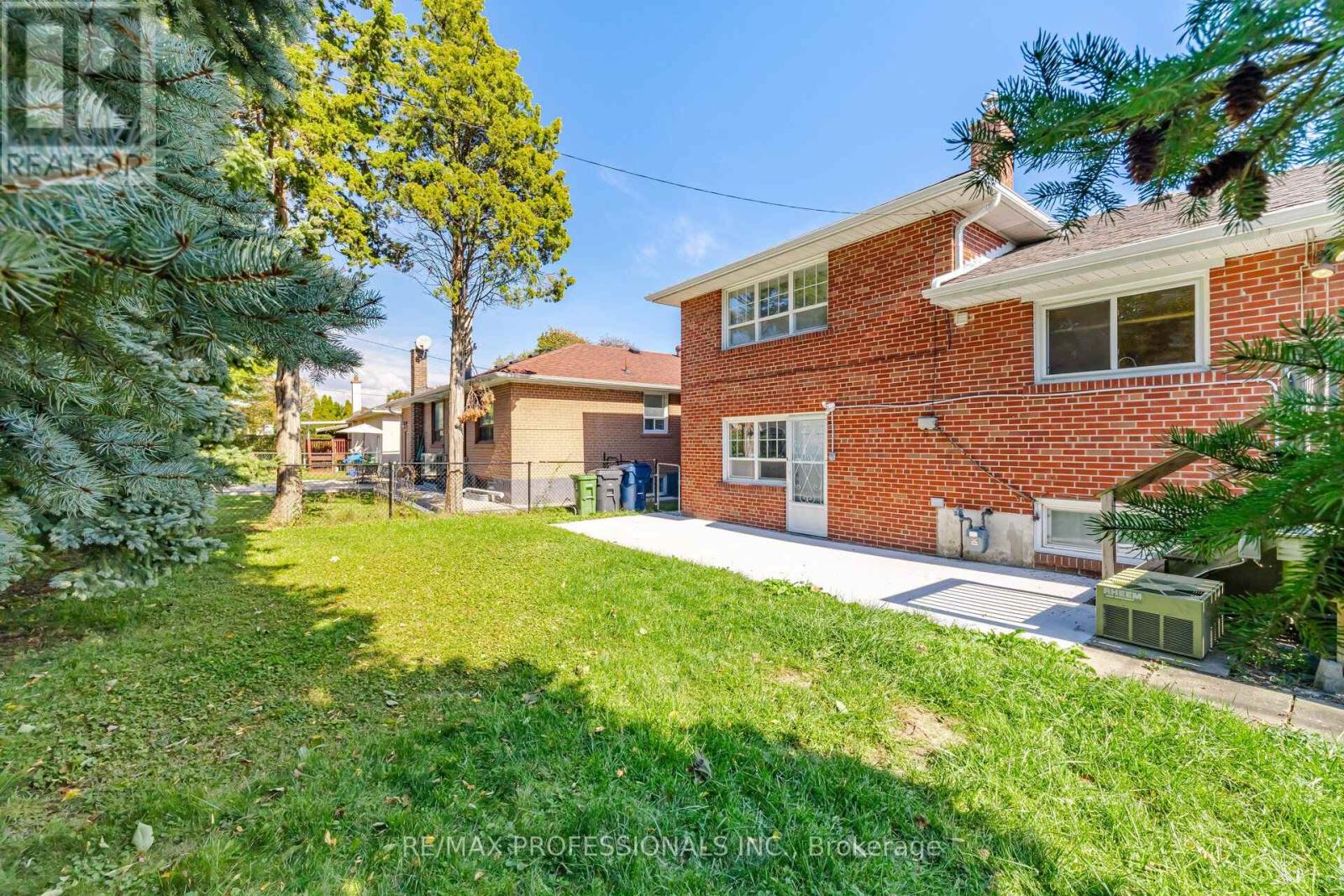 75 Sabrina Drive, Toronto, Ontario  M9R 2J8 - Photo 44 - W14028106