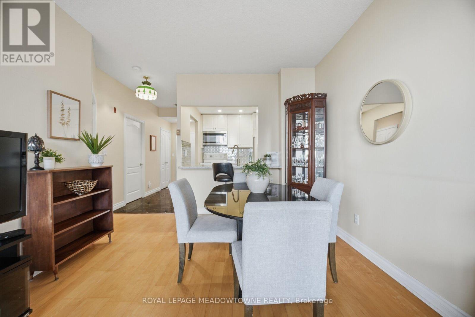816 - 1 Ripley Avenue, Toronto, Ontario  M6S 4Z6 - Photo 16 - W14028138