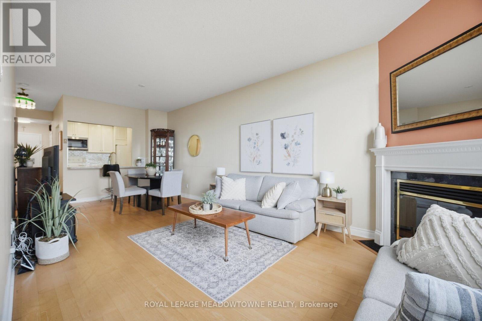 816 - 1 Ripley Avenue, Toronto, Ontario  M6S 4Z6 - Photo 18 - W14028138