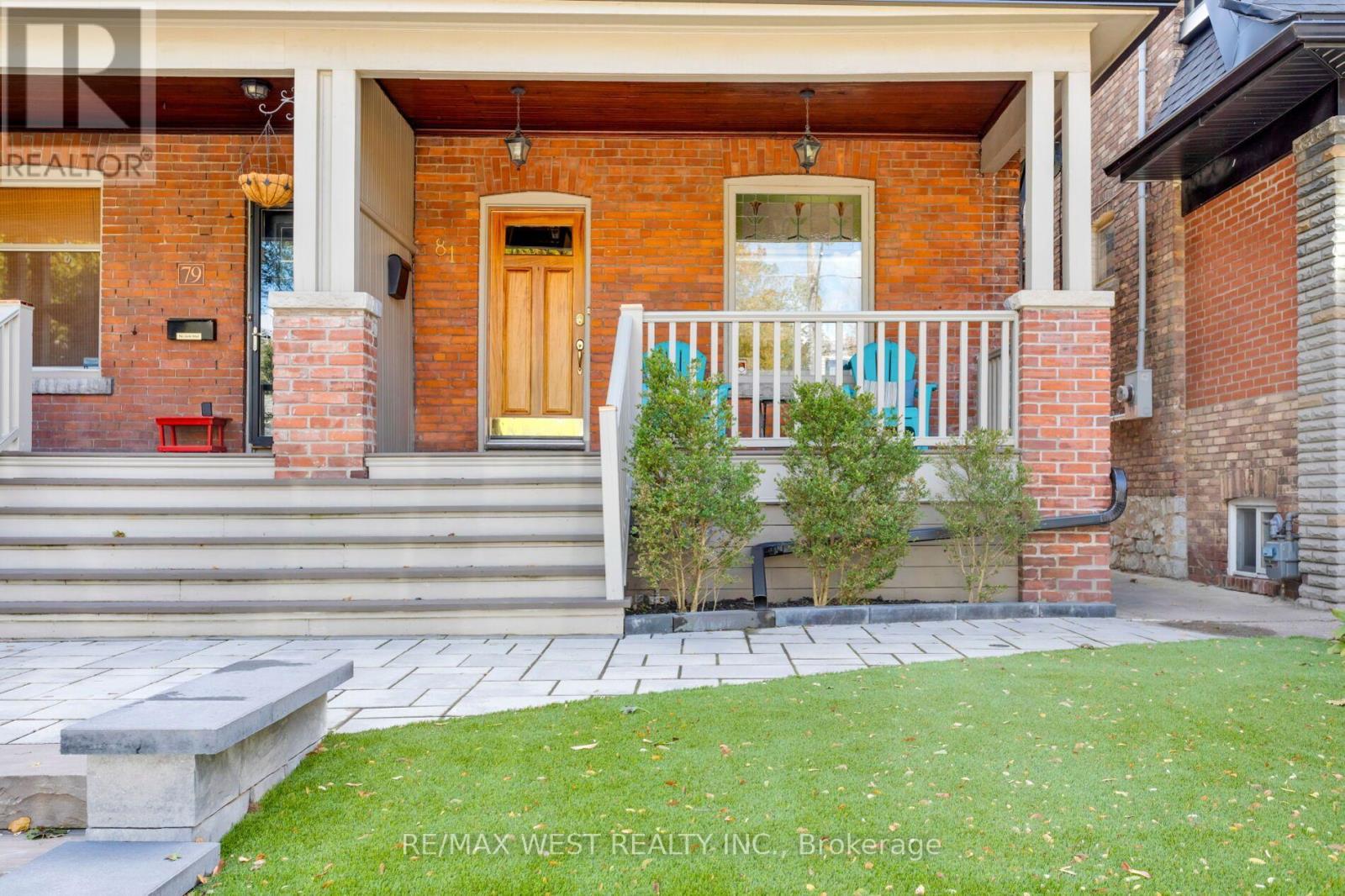 81 Chelsea Avenue, Toronto, Ontario  M6P 1B9 - Photo 2 - W14028154