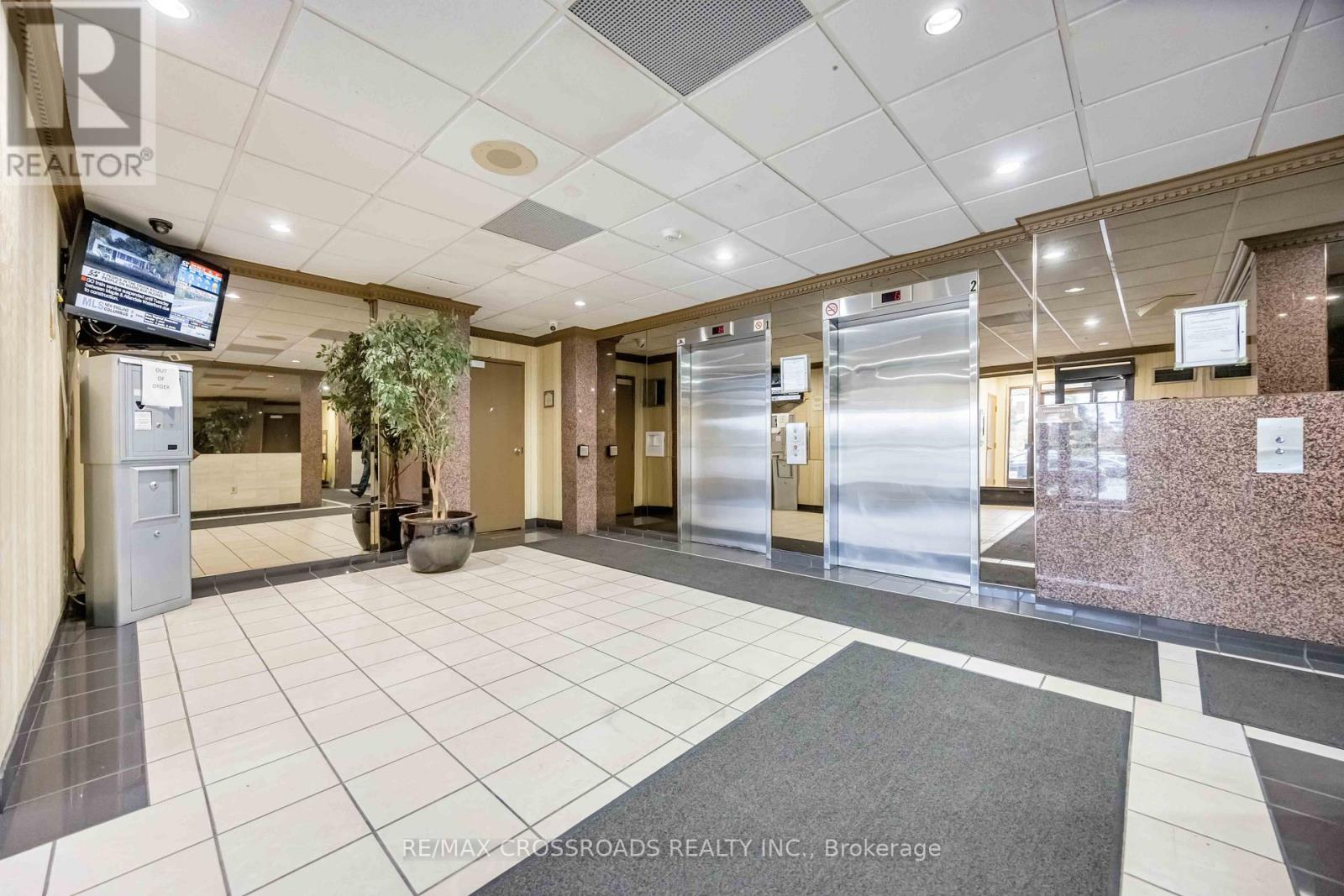 209 - 10 Markbrook Lane, Toronto, Ontario  M9V 5E3 - Photo 4 - W14028222