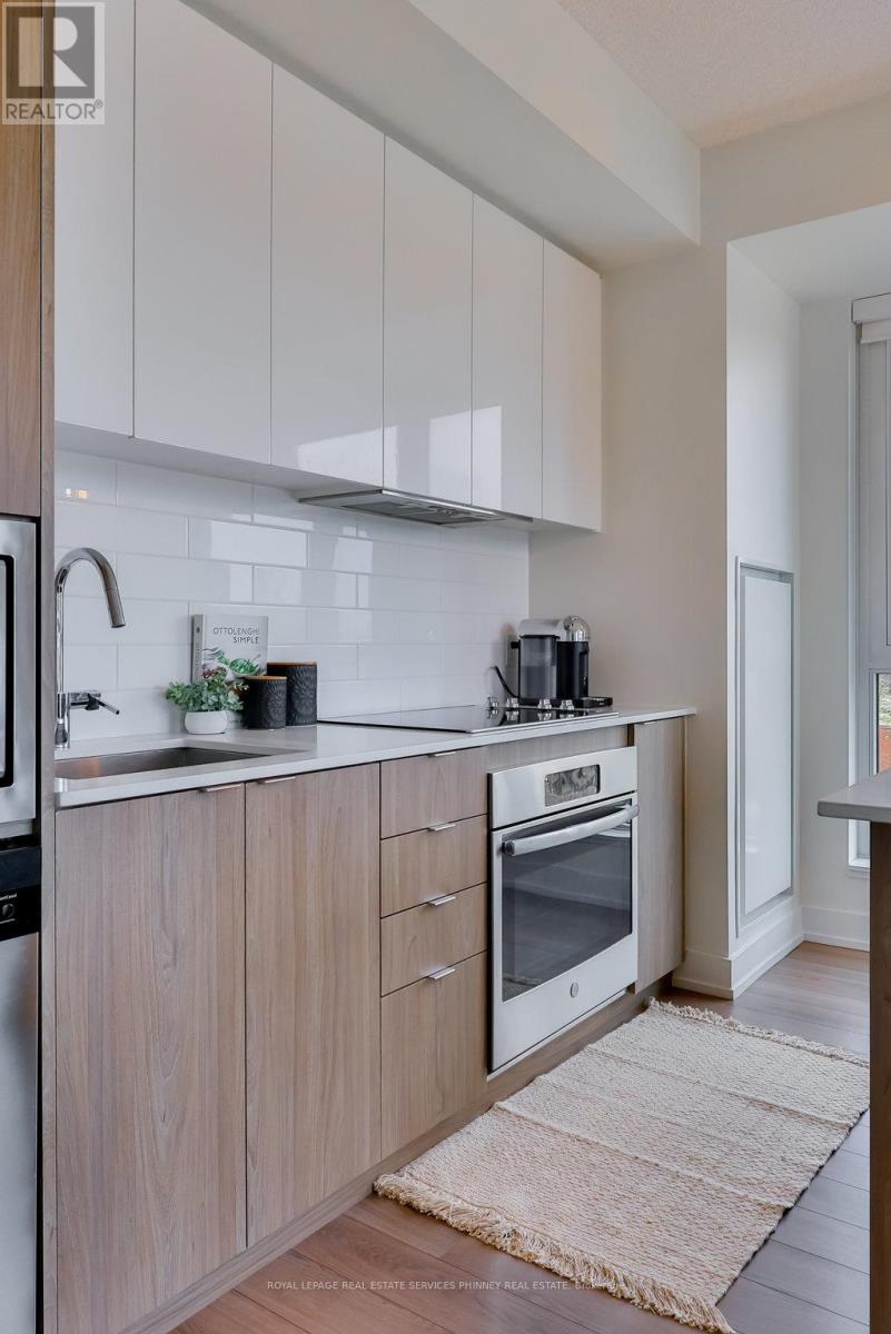 401 - 8 Ann Street, Mississauga, Ontario  L5G 3E6 - Photo 4 - W14028244