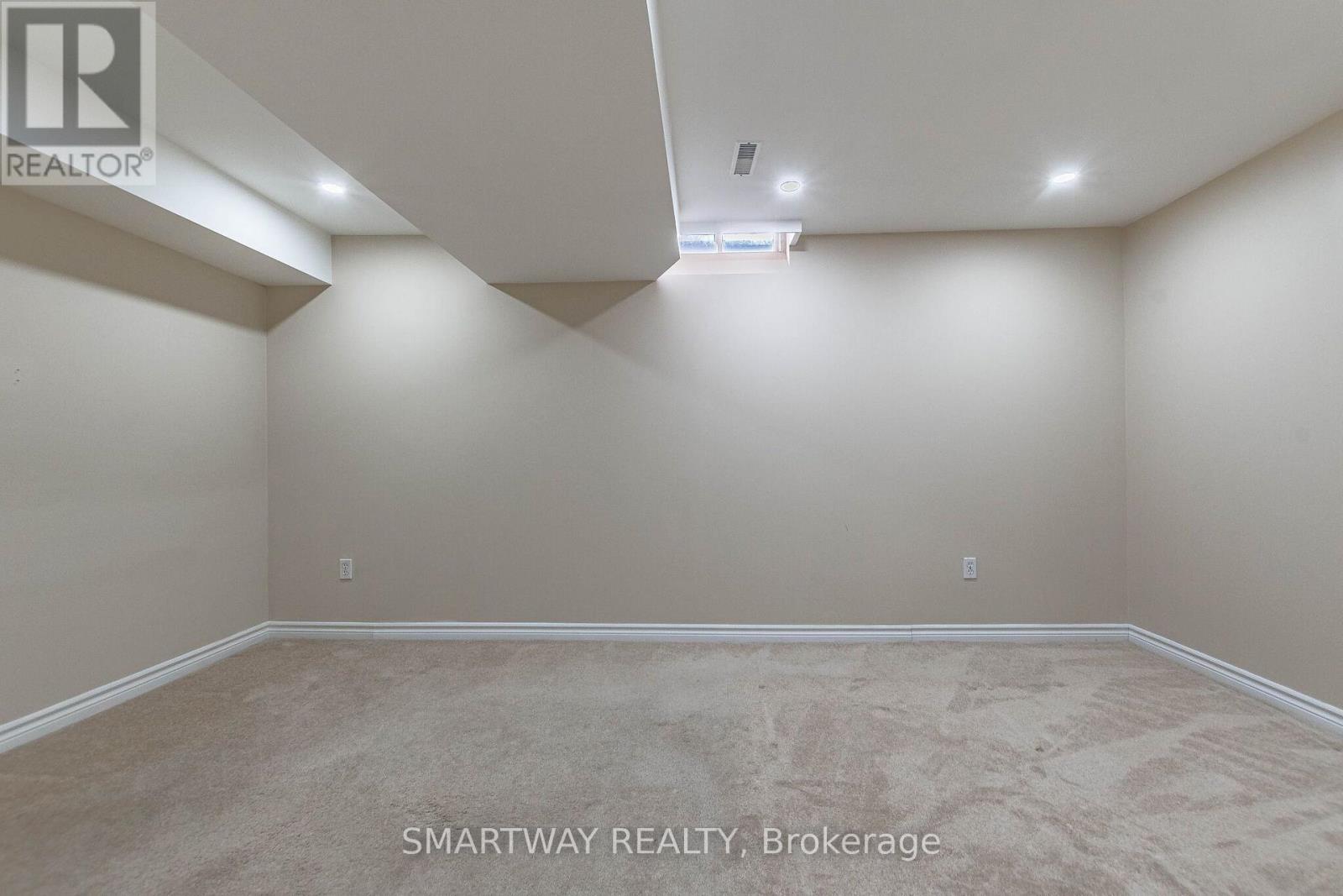 94 Goldenlight Circle, Brampton, Ontario  L6X 4N6 - Photo 40 - W14028300