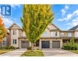 22 - 10 PUMPKIN PASS, Hamilton, Ontario