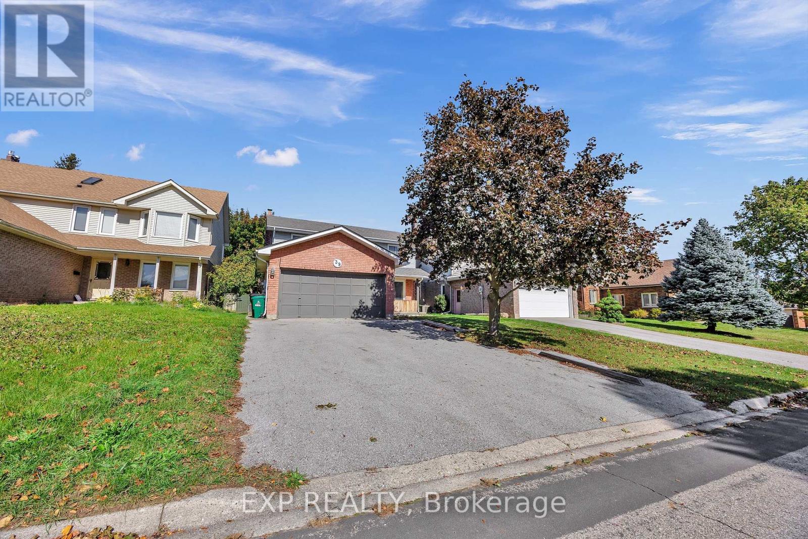 39 Linda Drive, Cambridge, Ontario  N3C 3W3 - Photo 2 - X14028038