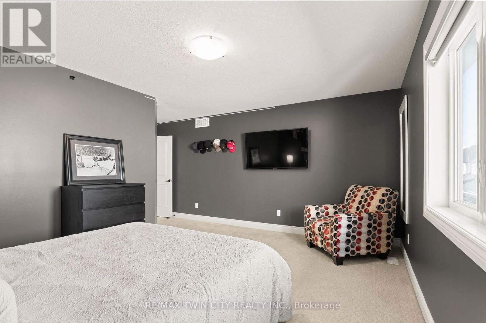 43 Frontier Drive, Kitchener, Ontario  N2P 0G3 - Photo 36 - X14028050