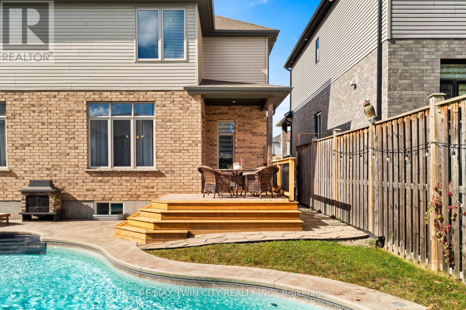 43 Frontier Drive, Kitchener, Ontario  N2P 0G3 - Photo 44 - X14028050