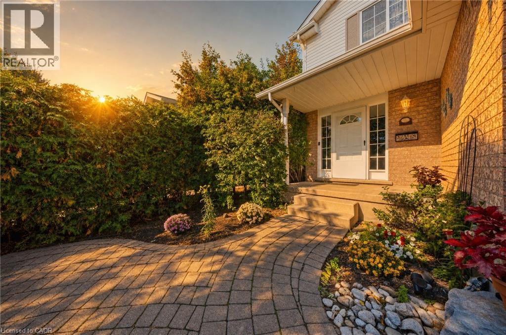 134 Bellamy Crescent, Fergus, Ontario  N1M 3S6 - Photo 2 - 40864739