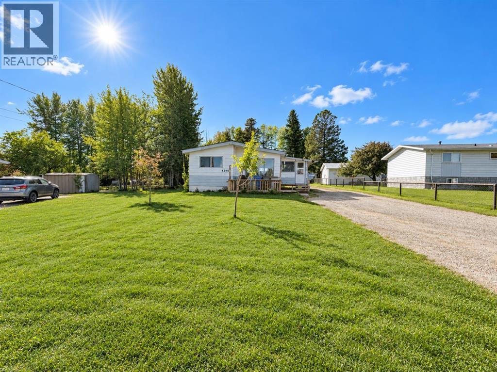424 68 Street, Edson, Alberta  T7E 1M7 - Photo 2 - A2333623