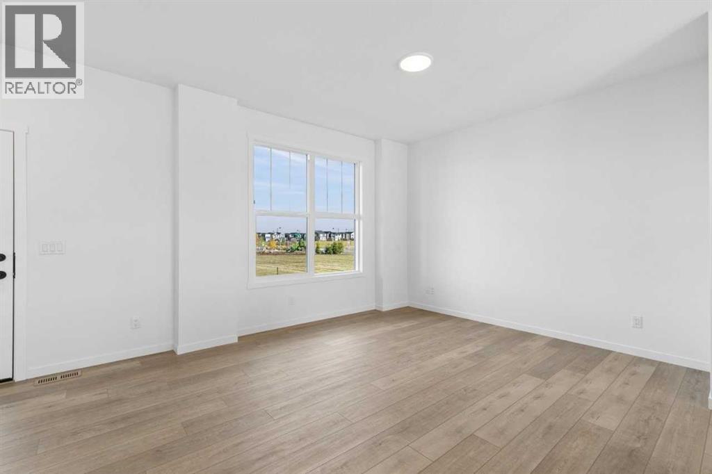 27 Creekstone Walk Sw, Calgary, Alberta  T2X 5M7 - Photo 7 - A2329207