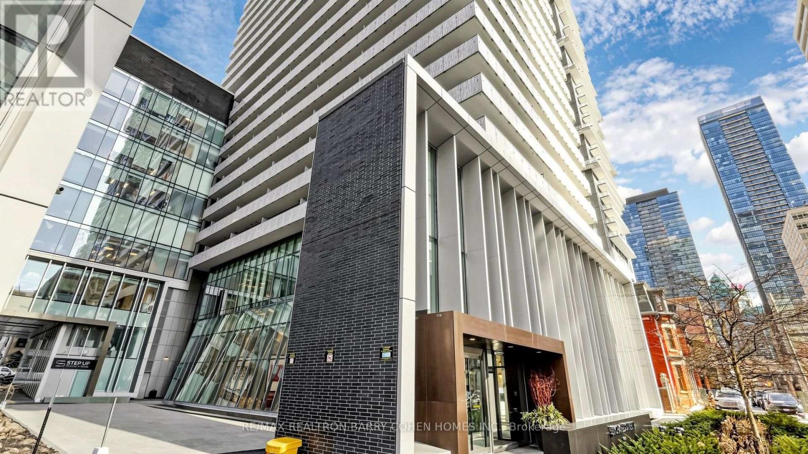 3407 - 50 Charles Street E, Toronto, Ontario  M4Y 1T1 - Photo 2 - C13699770
