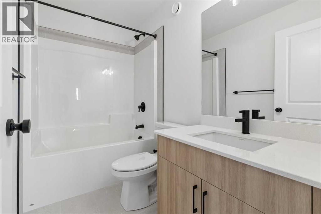 27 Creekstone Walk Sw, Calgary, Alberta  T2X 5M7 - Photo 22 - A2329207