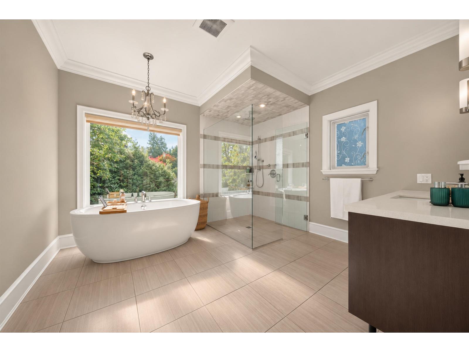 13756 18 Avenue, Surrey, British Columbia  V4A 1W4 - Photo 28 - R3174636