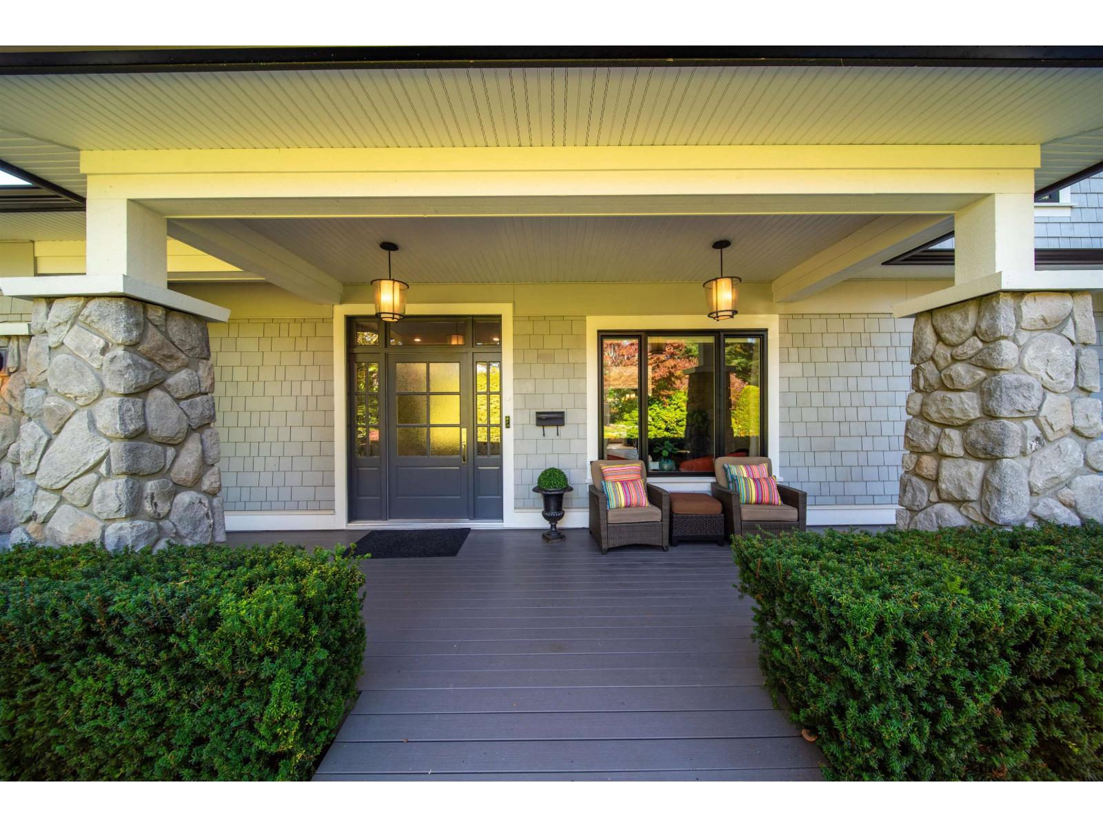 13756 18 Avenue, Surrey, British Columbia  V4A 1W4 - Photo 5 - R3174636