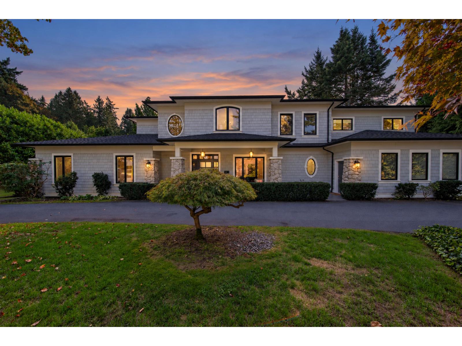 13756 18 Avenue, Surrey, British Columbia  V4A 1W4 - Photo 1 - R3174636