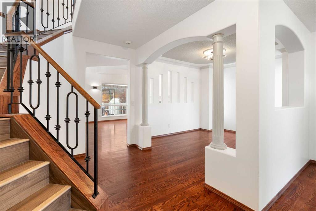 650 Harvest Hills Drive NE, Calgary, Alberta  T3K 4H6 - Photo 3 - A2351092