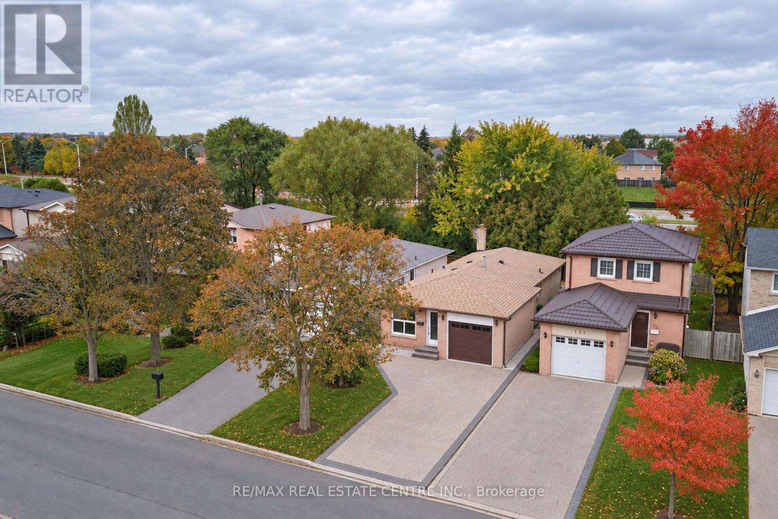 130 Martindale Crescent, Brampton, Ontario  L6X 2V1 - Photo 5 - W13886774