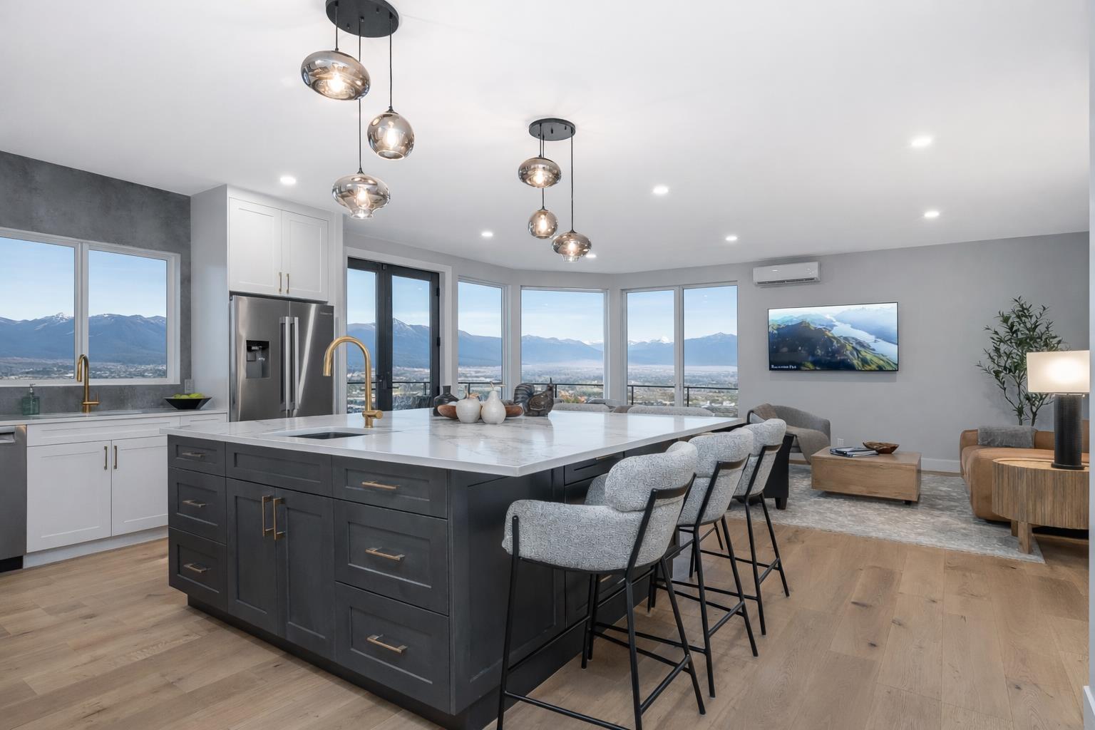 43619 BRACKEN DRIVE|Chilliwack Mountain