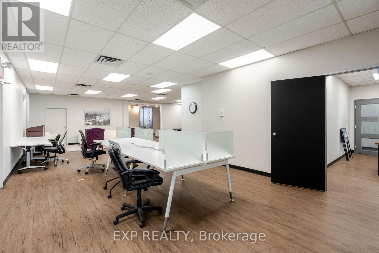 200 - 424 Catherine Street, Ottawa, Ontario  K1R 5T8 - Photo 11 - X14028372