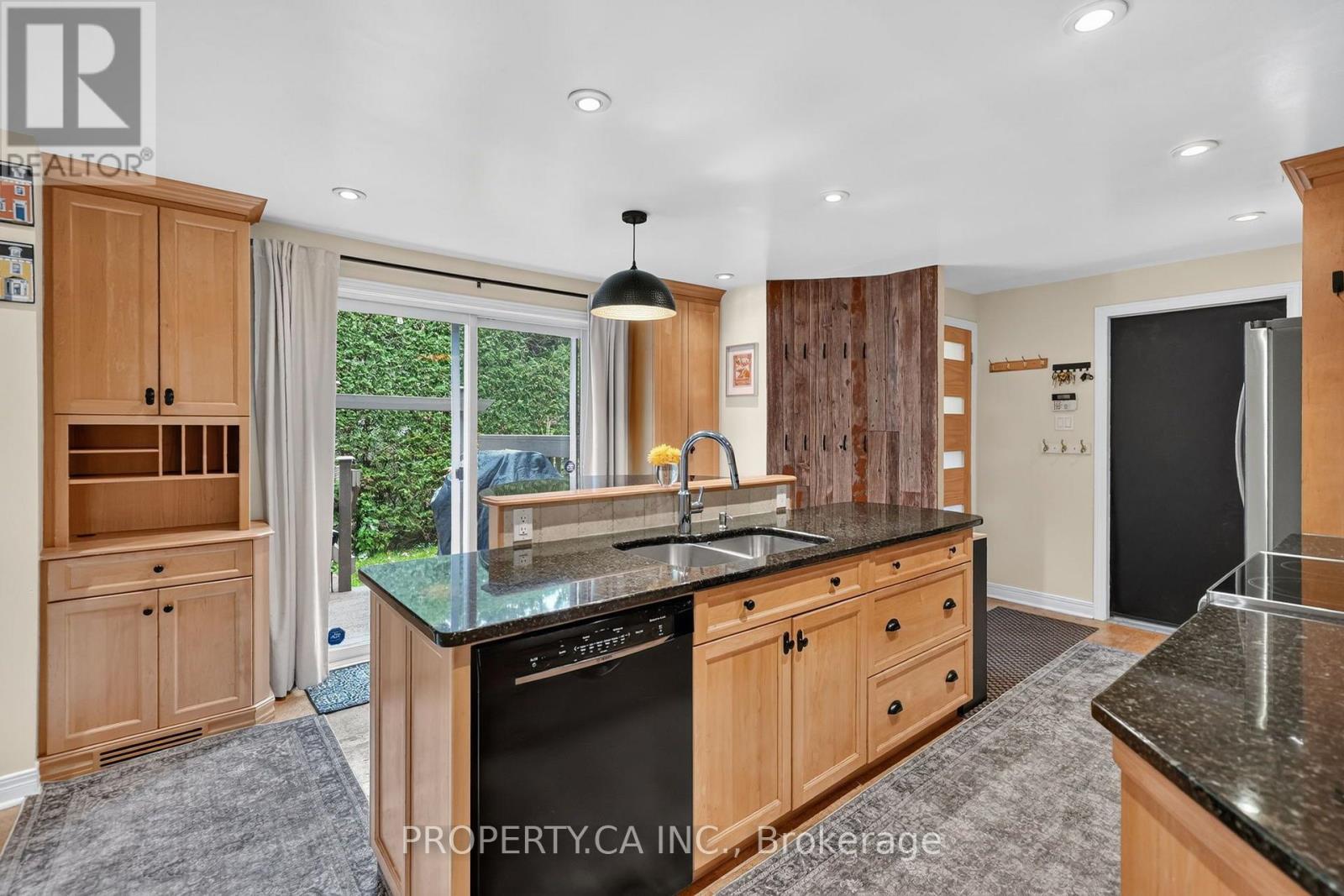 22 Northview Road, Ottawa, Ontario  K2E 6A7 - Photo 14 - X14028432